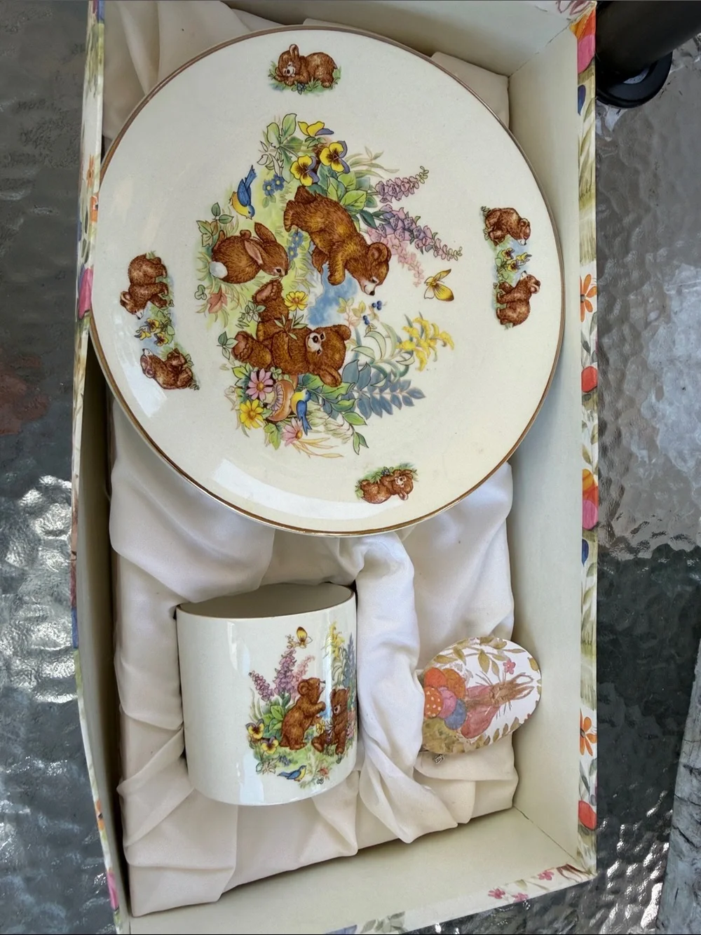 Royal Dalton James Kent Staffordshire England “Honey Bears” 3piece children’s